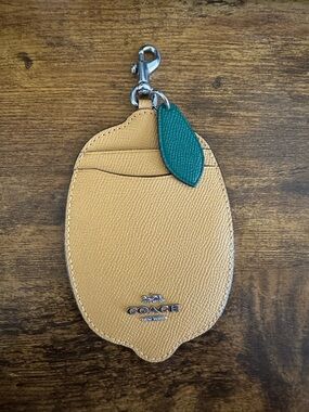 Coach Yellow Lemon 🍋 Leather Key & Card Holder with Green Leaf Charm NWOT